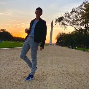 Meet your Posher, Eli